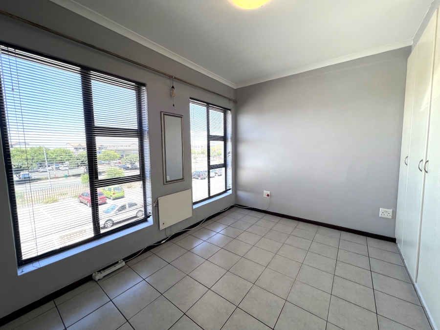 To Let 1 Bedroom Property for Rent in Parklands Western Cape